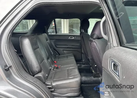 2015 Ford Explorer Police Interceptor z USA, uszkodzony, nr VIN 1FM5K8AR5FGA09669